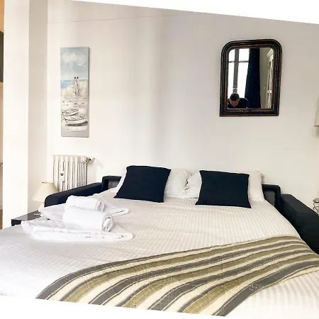 Vecchio Le Comte De Apartment *